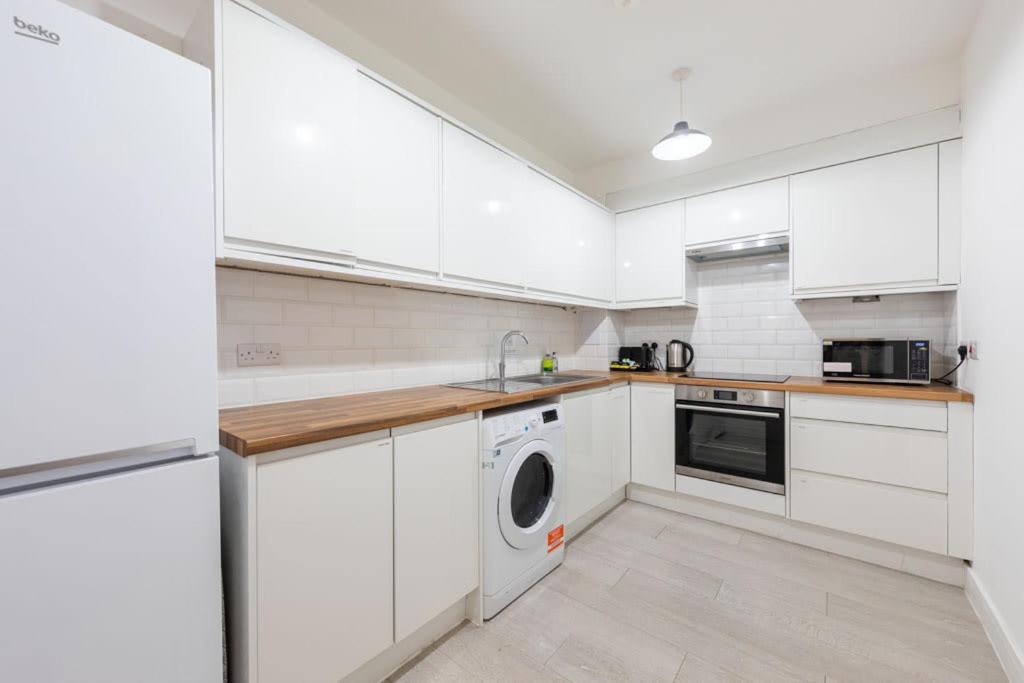 Victorian Beauty With Private Toilet And Shower Near Tube Station Londra Dış mekan fotoğraf